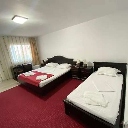 Отель Pensiunea Casa Pescarului Сулина