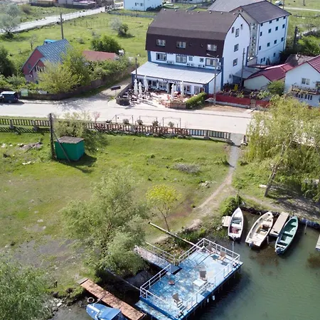 Отель Pensiunea Casa Pescarului 3*